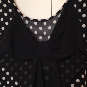 Jun & Ivy size L blouse with large bow in back